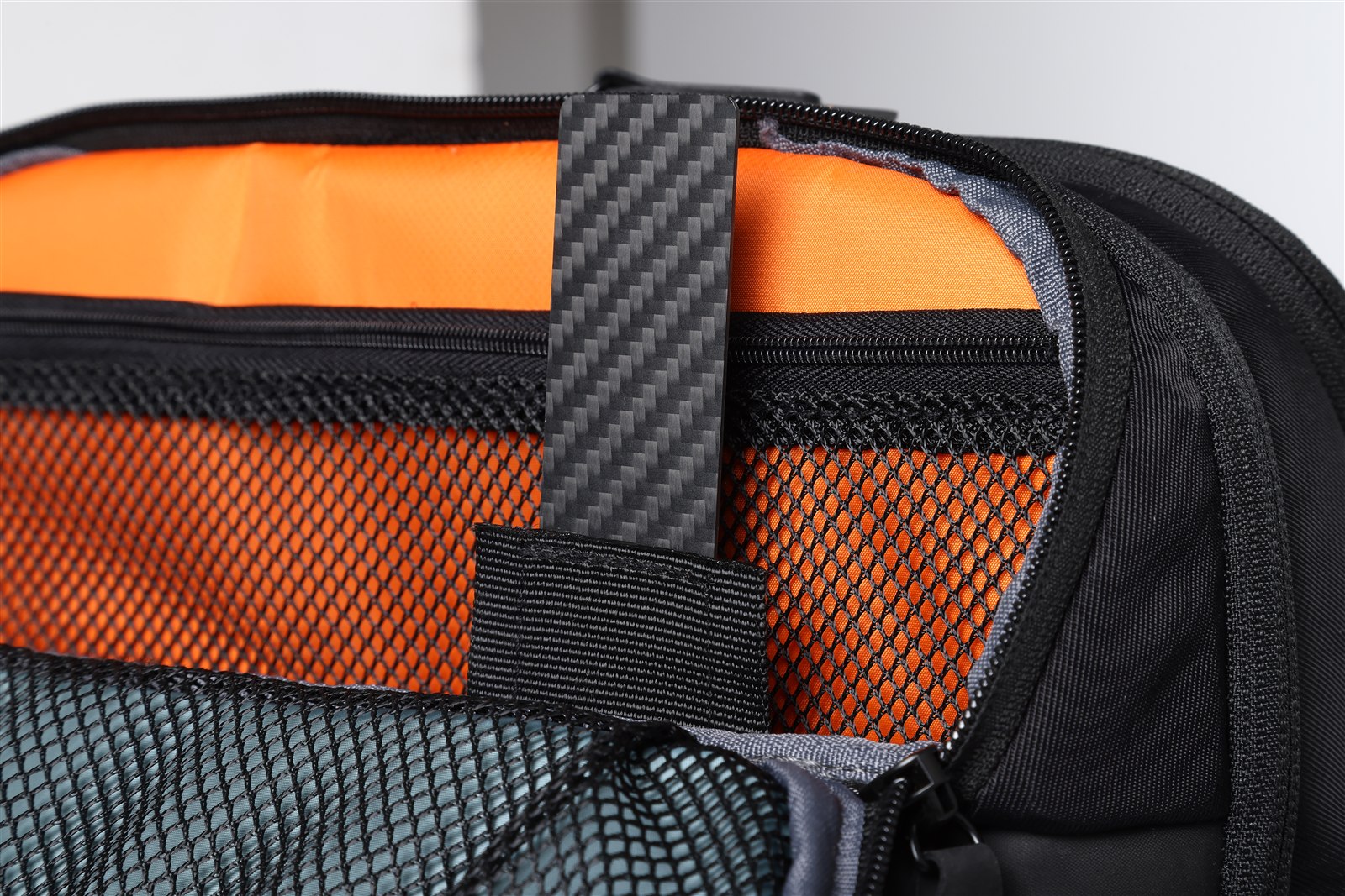 NENEXS X1 carbon-fiber support frame and mesh backing