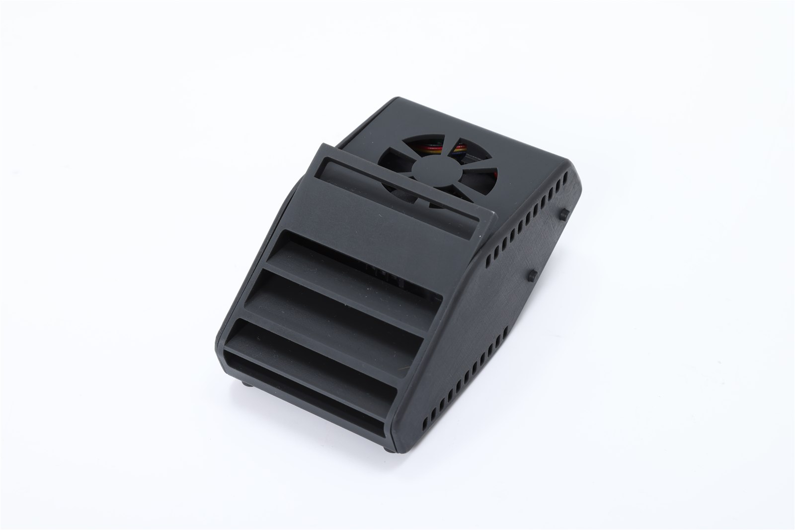 NENEXS X1 removable booster fan.